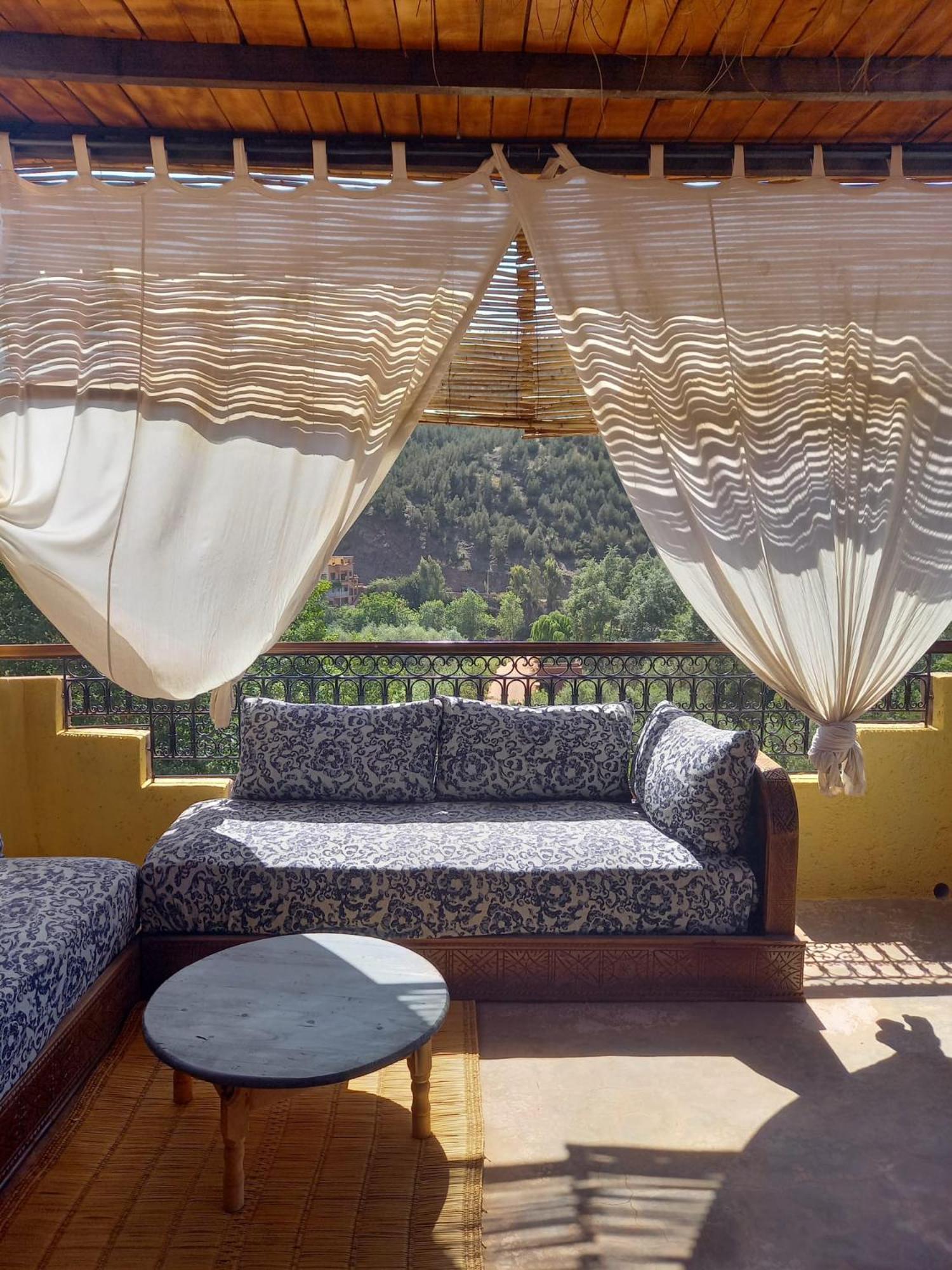 Ourika Timalizene Le Jardin Des Delices Hotel Tamezindert Exterior photo